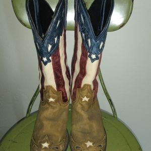 Laredo flag boots